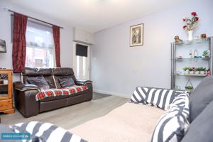 Sitting Room- click for photo gallery